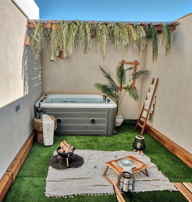 Suite Con Jacuzzi En La Montana. Catadau Exterior foto
